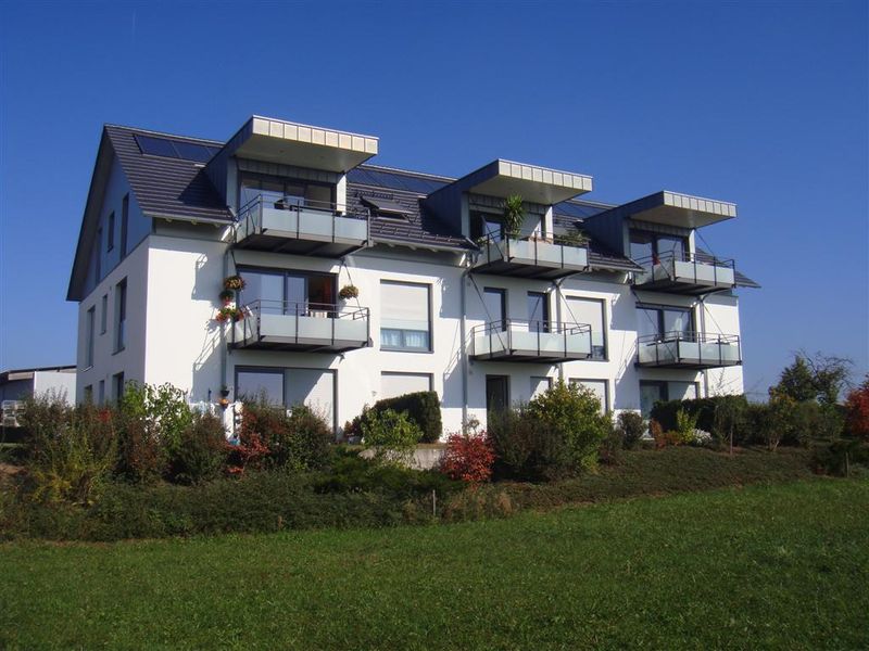 Moderne 3-Zimmerwohnung mit schöner Aussicht in ruhiger Lage